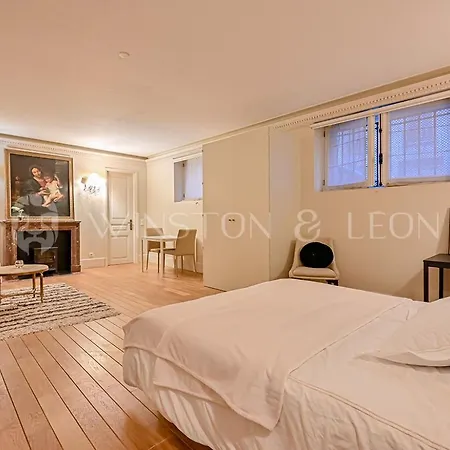 Appartement Paris 7E Invalides Tour Eiffel Exterior photo
